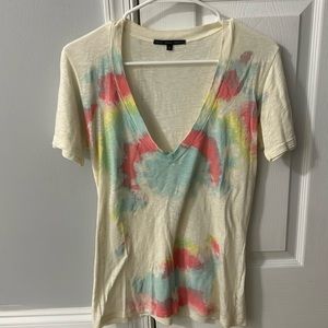 Deep v tie dye